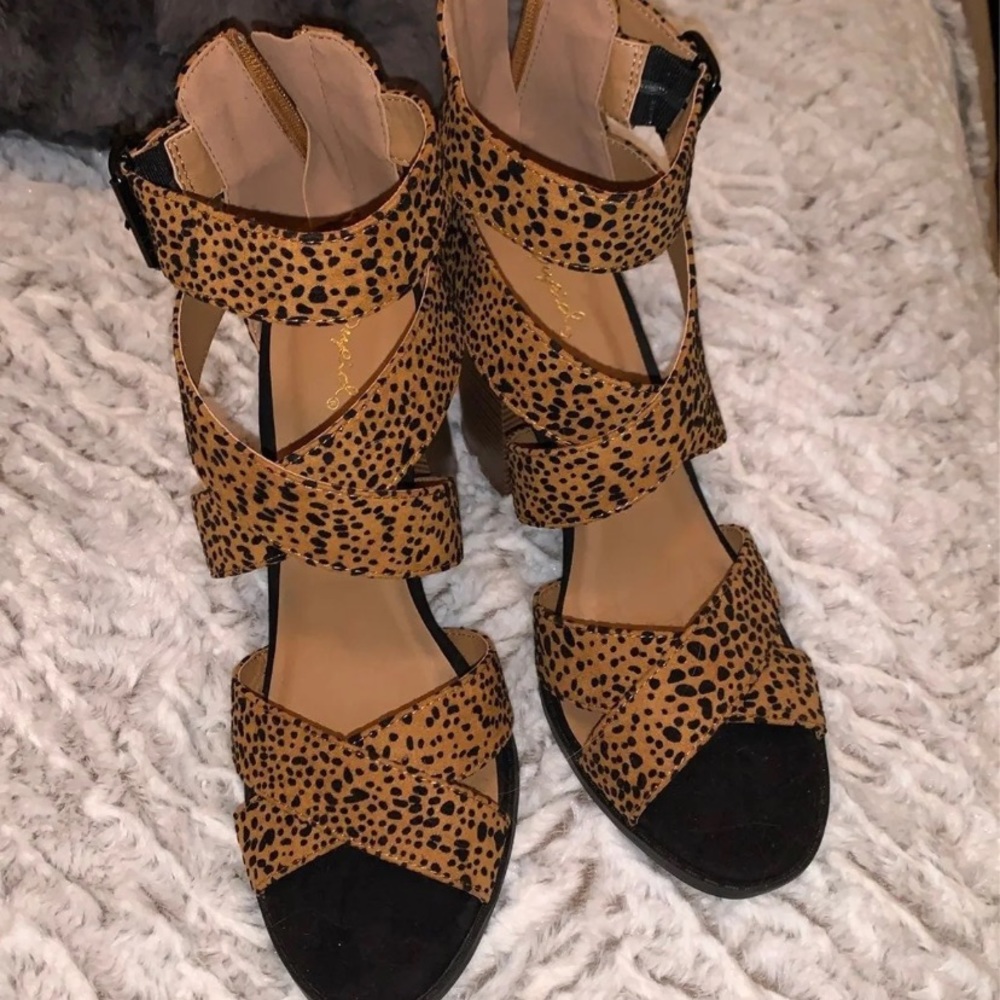 Leopard sandals